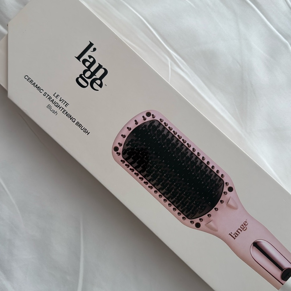 L’ange Le Vite Ceramic Straightening Brush